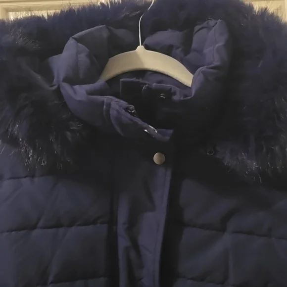 A.N.A BRAND WOMEN'S NAVY BLUE FAUX FUR HOODED WINTER COAT SIZE SMALL - Picture 4 of 16